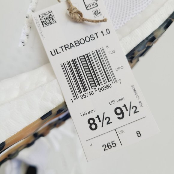 NEW Adidas Ultraboost 1.0 Running Shoes GY9135 Size 8.5 White